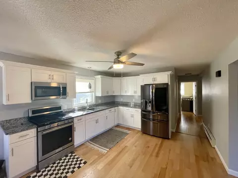 425 Valley Rd, Killingly, CT 06239