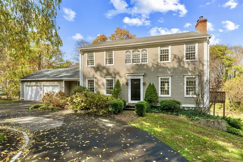 14 Laurel Rd # A, Essex, CT 06426