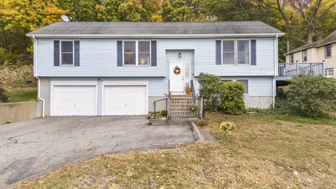 62 Mount Pleasant St, Derby, CT 06418