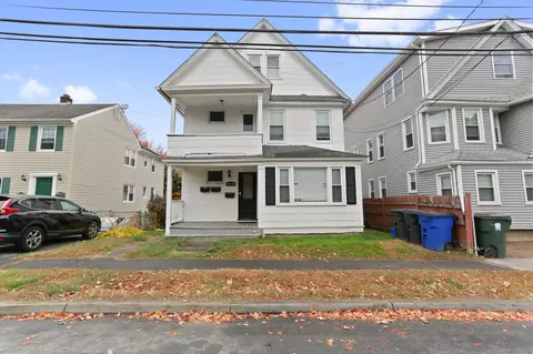 105 Churchill St, Fairfield, CT 06824
