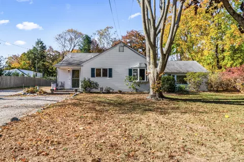 495 Main St, Westport, CT 06880