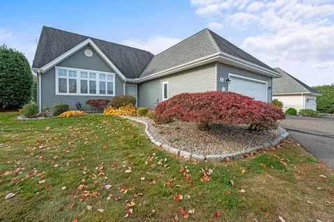 3 Maxwell Dr #3, Rocky Hill, CT 06067