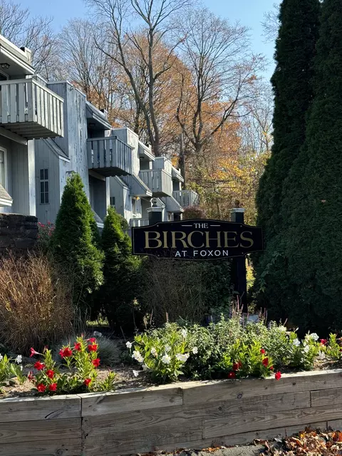 1 Birch Ln #F, East Haven, CT 06513