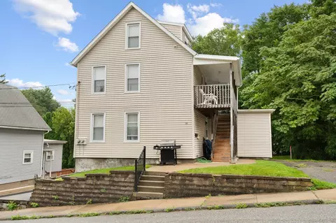 38 Ward St, Norwich, CT 06360