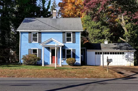 446 Evergreen Ave, Hamden, CT 06518