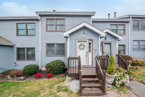 704 Lake Vista Dr #704, East Hampton, CT 06424