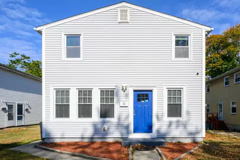 102 Elderkin Ave, Groton, CT 06340