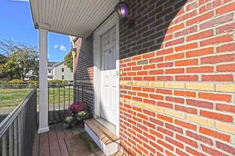 291 Humphrey St #6, New Haven, CT 06511