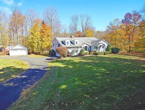 1 Jefferson Dr, Ridgefield, CT 06877