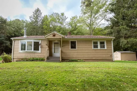 38 S River Rd, Coventry, CT 06238