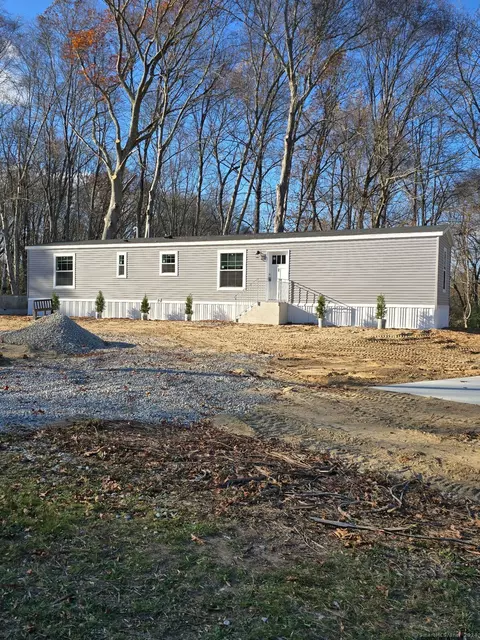 59 Kings Hwy # -3, Gales Ferry, CT 06335