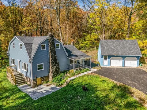 657 Old Waterbury Rd, Southbury, CT 06488