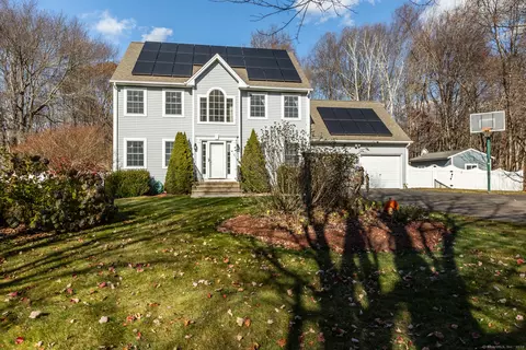 309 Woodmont Dr, Coventry, CT 06238