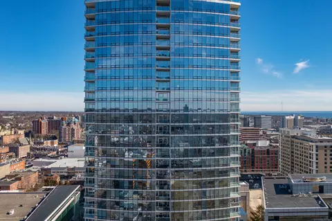 1 Broad St #PH28A, Stamford, CT 06901