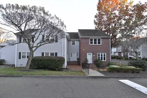 3915 Park Ave #58, Fairfield, CT 06825