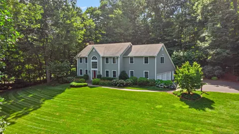 15 Tallwood Rd, Southbury, CT 06488