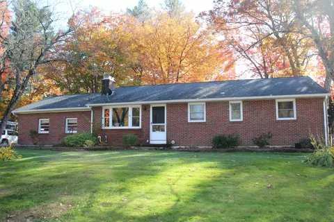 72 Chamberlain St, Torrington, CT 06790