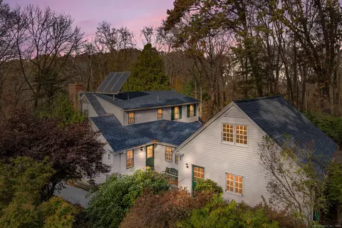596 Devotion Rd, Scotland, CT 06264