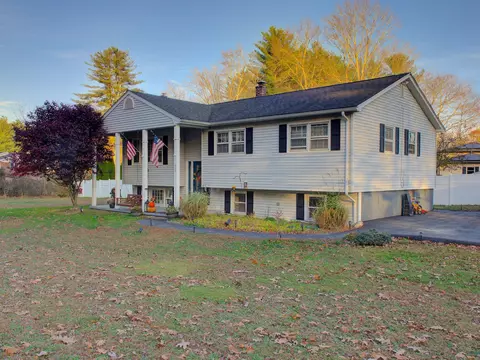 430 Wauregan Rd, Killingly, CT 06239