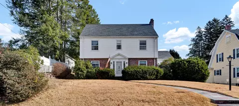 10 Wardwell Rd, West Hartford, CT 06107