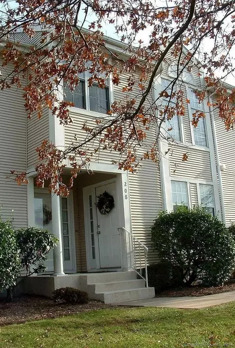 208 Country Club Ct #208, Rocky Hill, CT 06067