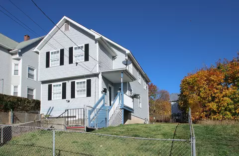 10 Dikeman St, Waterbury, CT 06704