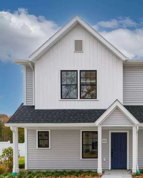 138 Boston Post Rd #12, East Lyme, CT 06333