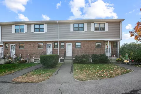37 Hampton Ct #37, Newington, CT 06111