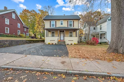 118 Walnut St, Manchester, CT 06040