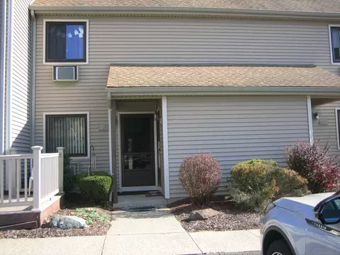 371 Emmett St #67, Bristol, CT 06010