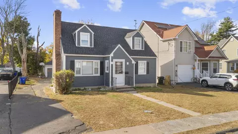 11 Laraia Ave, East Hartford, CT 06108