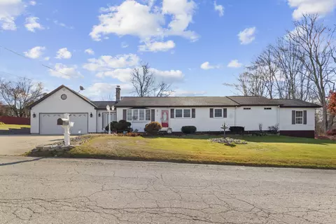 3 George St, Plainfield, CT 06374