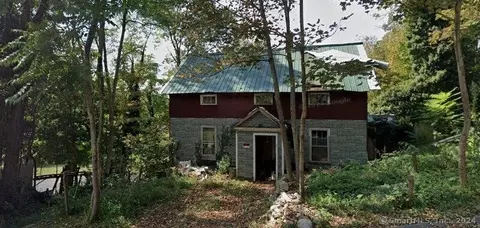 17 Depot Hill Rd, Cobalt, CT 06414