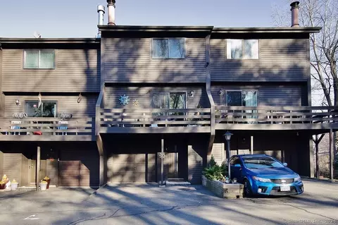 157 Shelter Rock Rd #2, Danbury, CT 06810