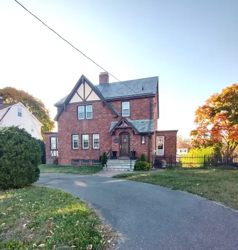 850 Townsend Ave, New Haven, CT 06512