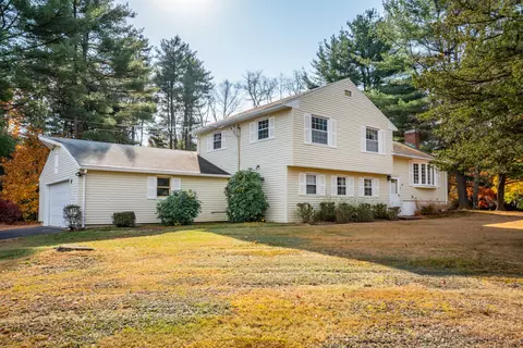 57 Craigemore Cir, Avon, CT 06001