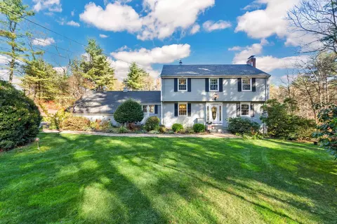 428 Deercliff Rd, Avon, CT 06001