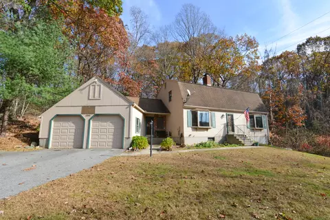 195 S Main St, Plymouth, CT 06786