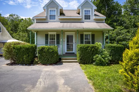 45 Sorrel Rd #45, Waterbury, CT 06704