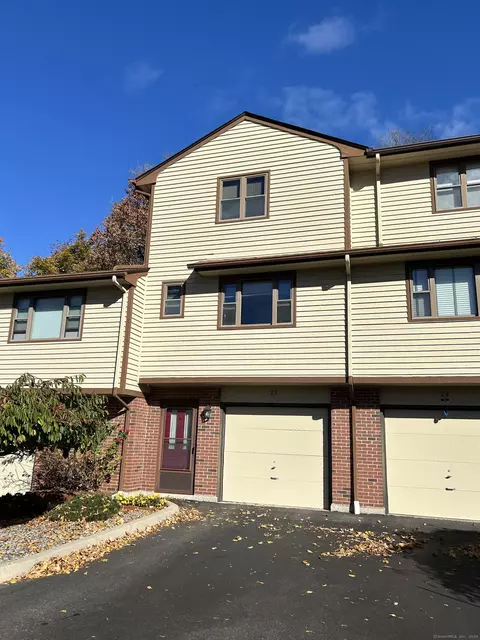 1516 E Main St #25, Meriden, CT 06450