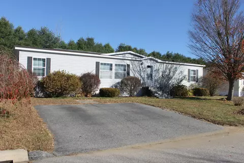 24 Haley Ln, Windham, CT 06256