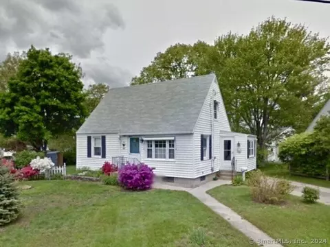 118 Rockledge Dr, Waterbury, CT 06706
