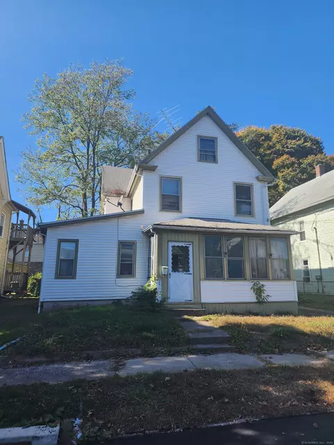 82 Pratt St, Bristol, CT 06010
