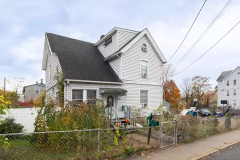 56 Branch St, Waterbury, CT 06704