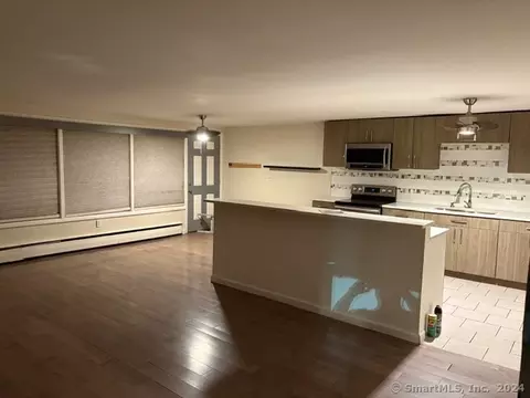 27 Liberty St #C, New Haven, CT 06519