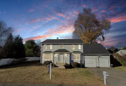 11 Pequonnock Rd, Trumbull, CT 06611