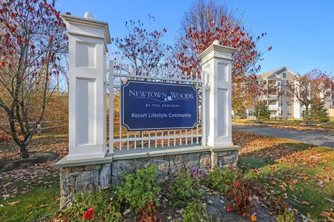 1227 Brookside Ct #1227, Newtown, CT 06470
