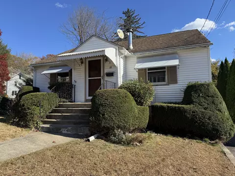 18 Ells St, Ansonia, CT 06401