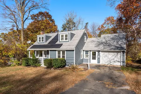 125 Coram Ave, Shelton, CT 06484