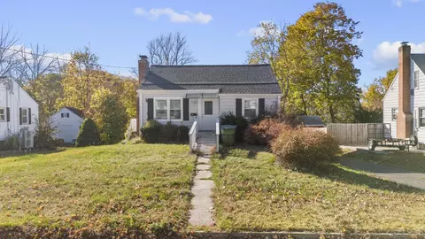 63 Denison Rd, Middletown, CT 06457